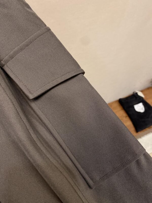 LV JOGGER PANTS - Image 8