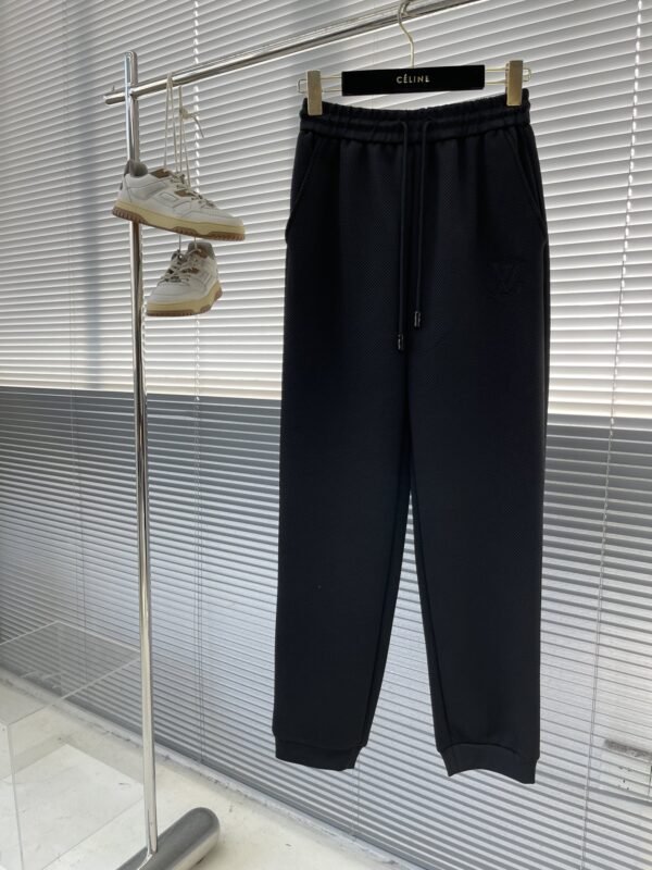 LV JOGGER PANTS