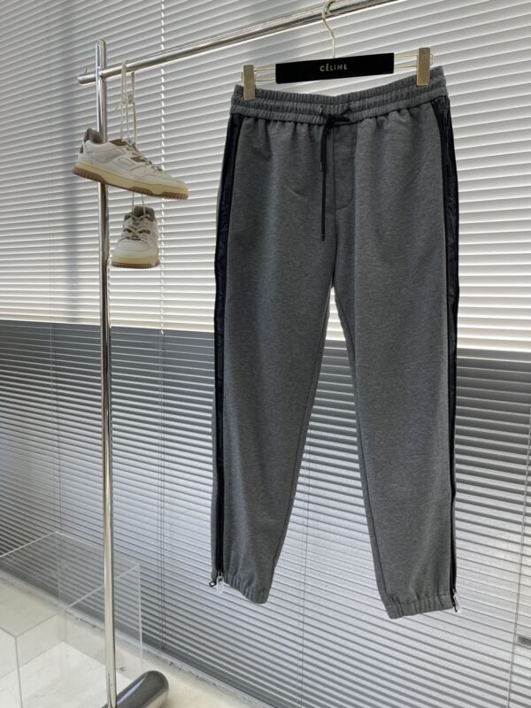 LV JOGGER PANTS