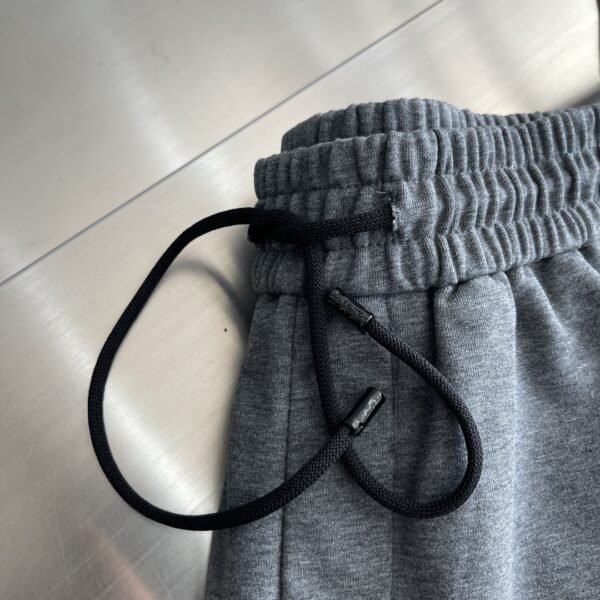 LV JOGGER PANTS - Image 4