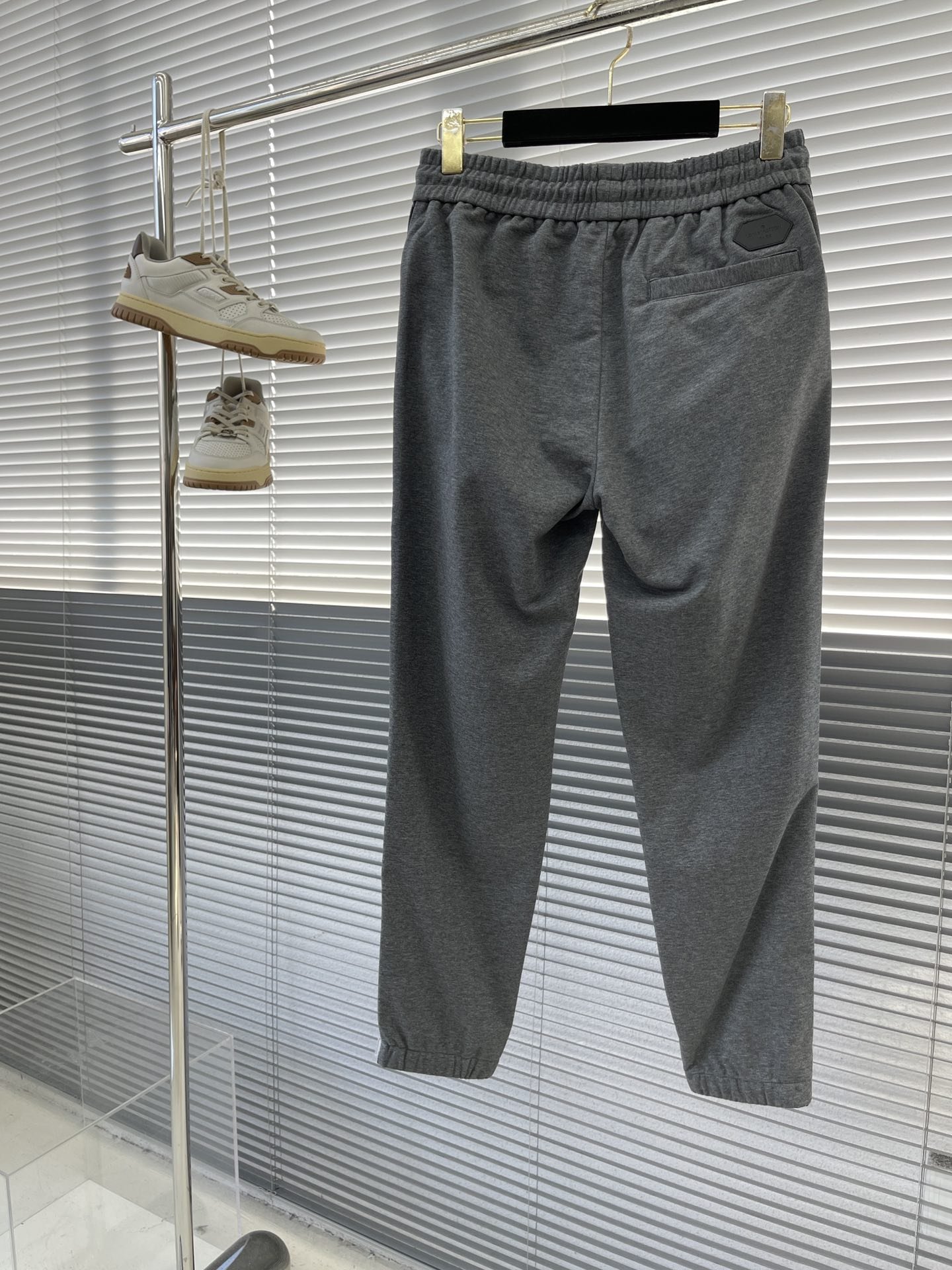 LV JOGGER PANTS - Image 5