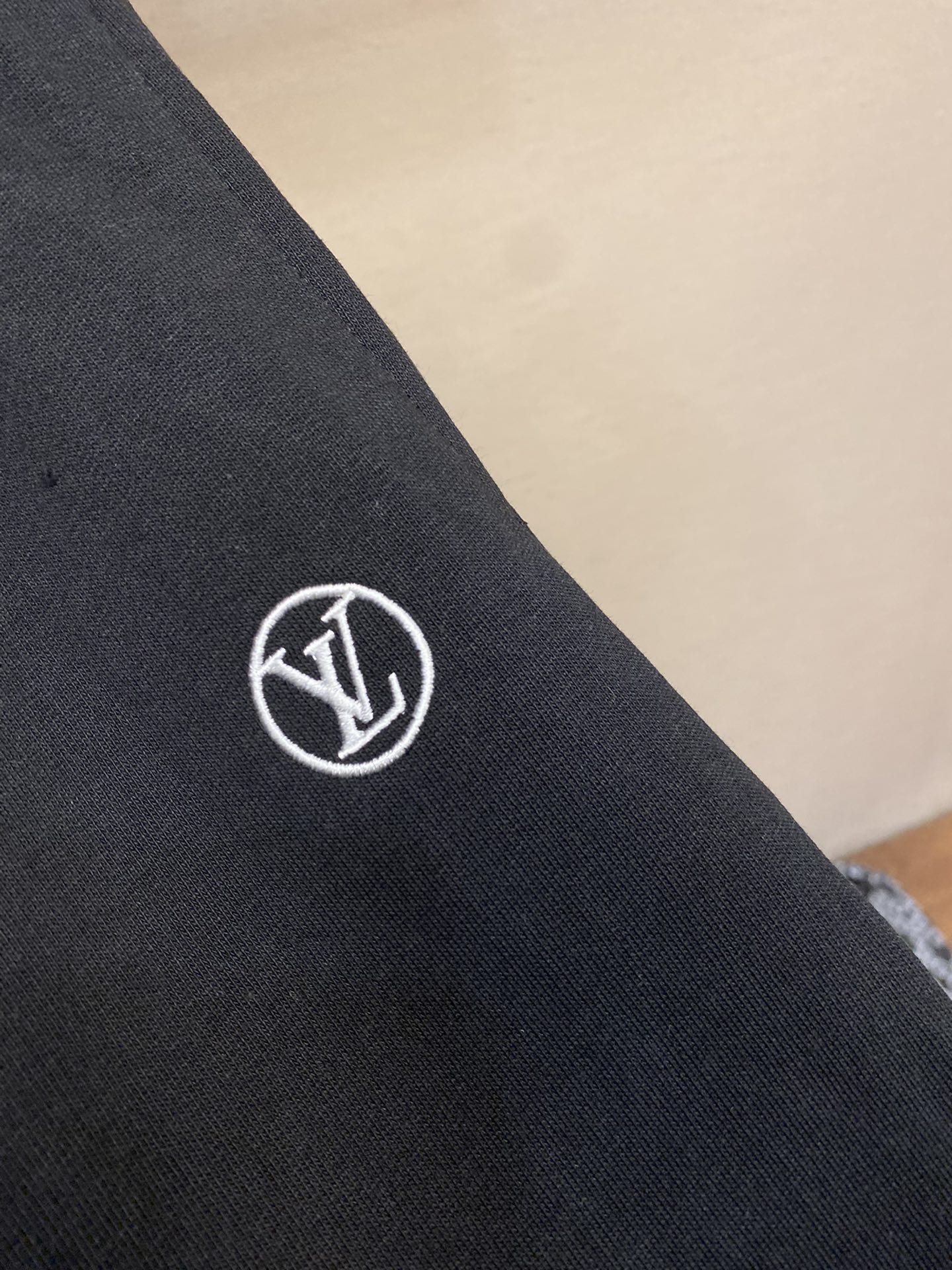 LV JOGGER PANTS - Image 7