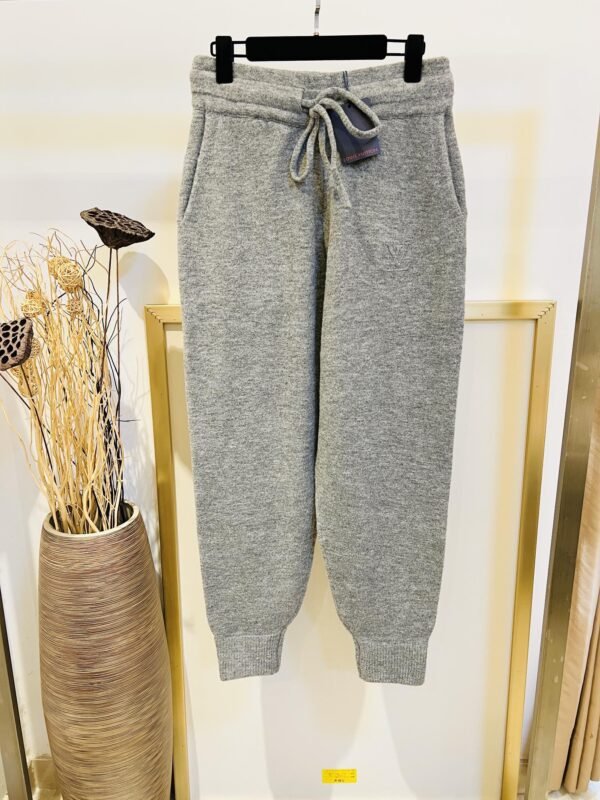 LV JOGGER PANTS