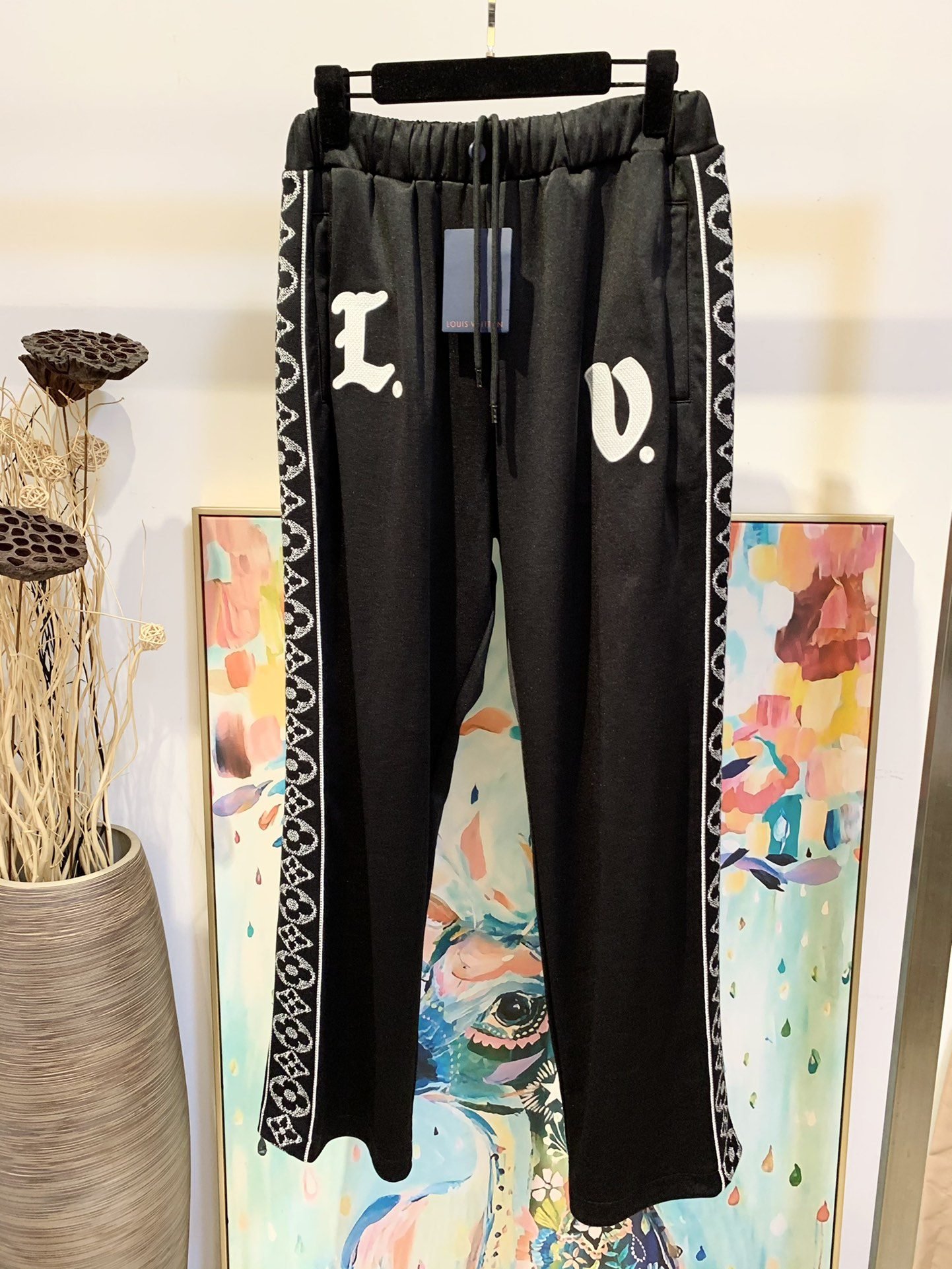 LV JOGGER PANTS - Image 2