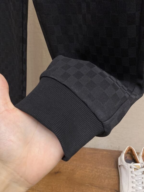 LV JOGGER PANTS - Image 6