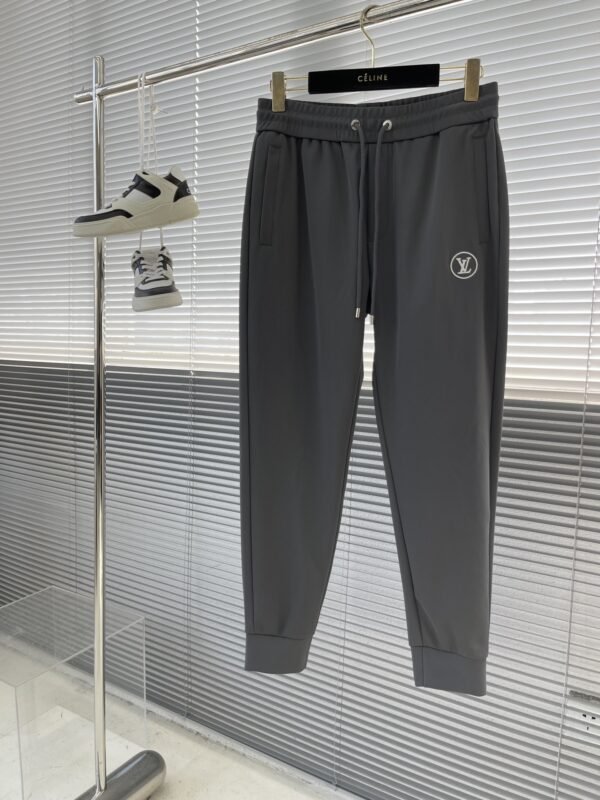LV JOGGER PANTS