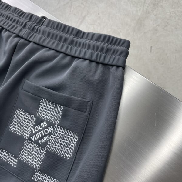 LV JOGGER PANTS - Image 8