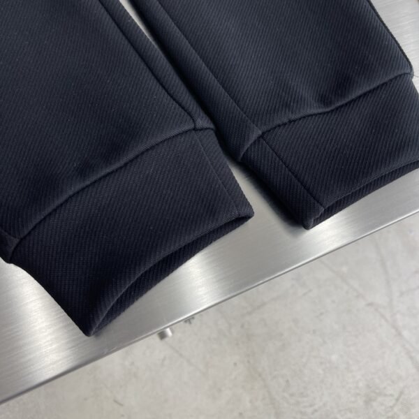 LV JOGGER PANTS - Image 8