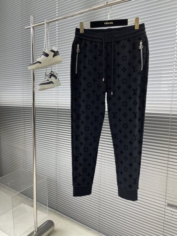 LV JOGGER PANTS