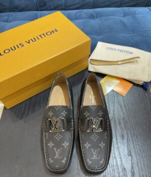LV LOAFER