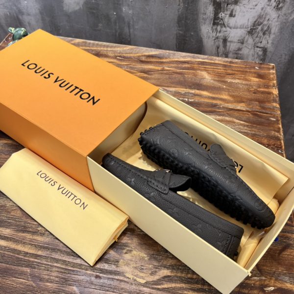 LV LOAFER - Image 4