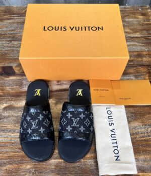 LV SANDAL