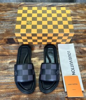 LV SANDAL
