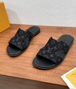 LV SANDAL