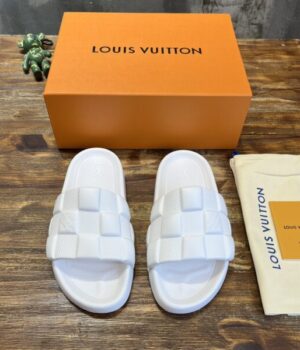 LV SANDAL