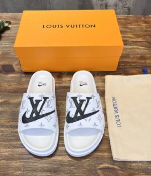 LV SANDAL