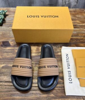 LV SANDAL