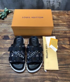 LV SANDAL