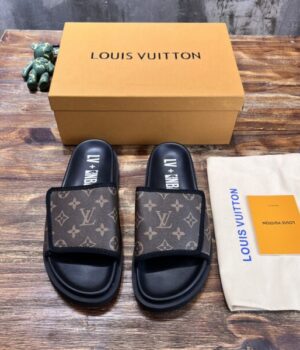 LV SANDAL