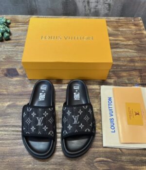 LV SANDAL