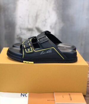 LV SANDAL