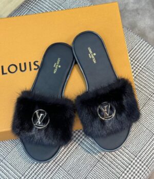 LV SANDAL