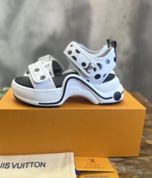 LV SANDAL