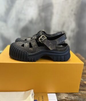 LV SANDAL