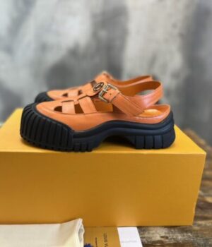 LV SANDAL