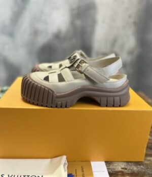 LV SANDAL