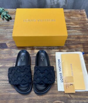 LV SANDAL