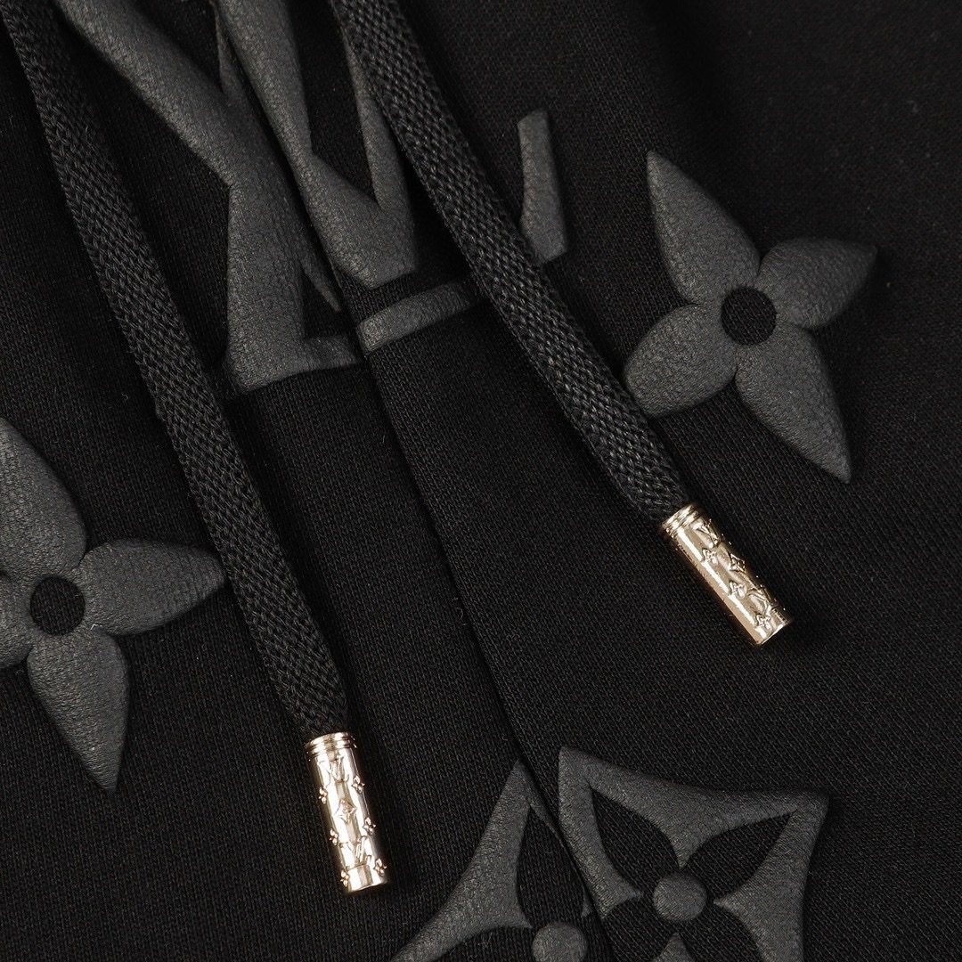 LV SHORTS - Image 7