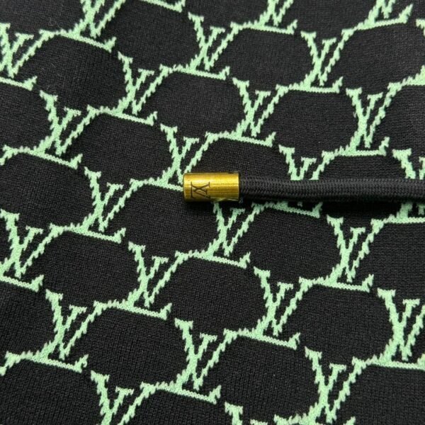 LV SHORTS - Image 6