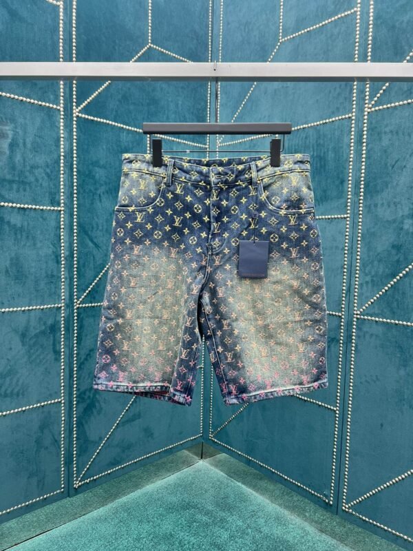 LV SHORTS