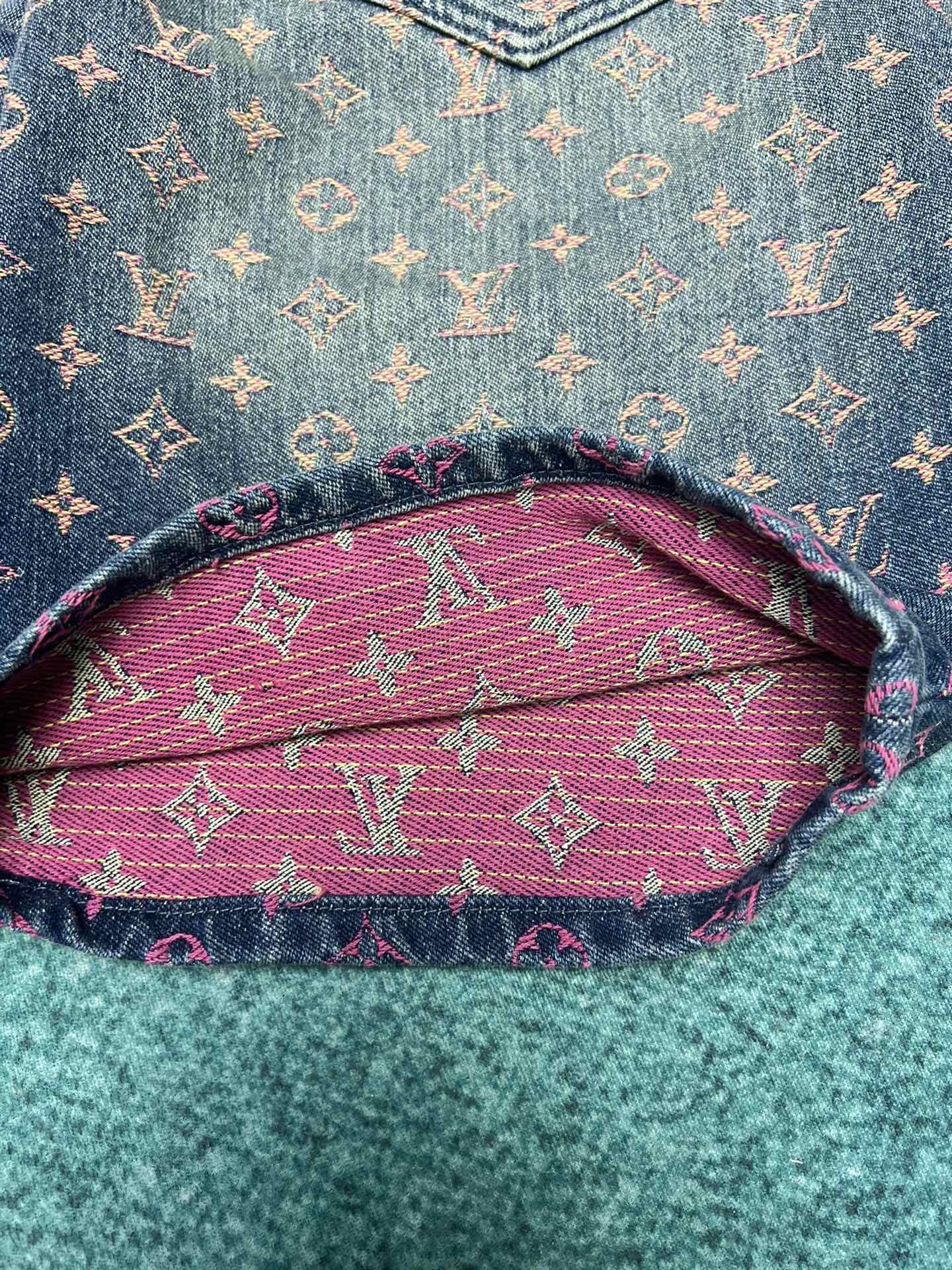 LV SHORTS - Image 5