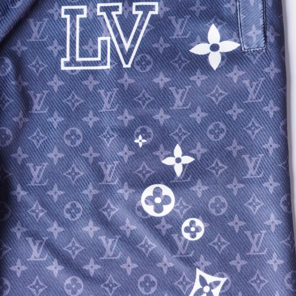 LV SHORTS - Image 7