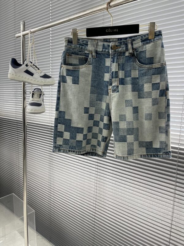 LV SHORTS