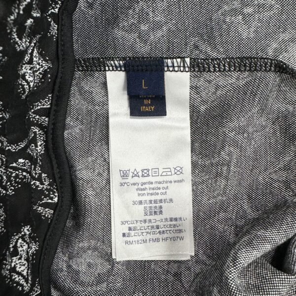LV SHORTS - Image 6