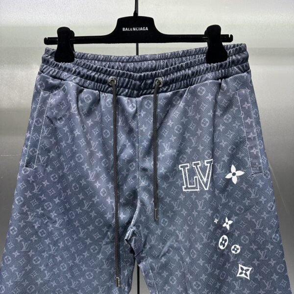 LV SHORTS - Image 8