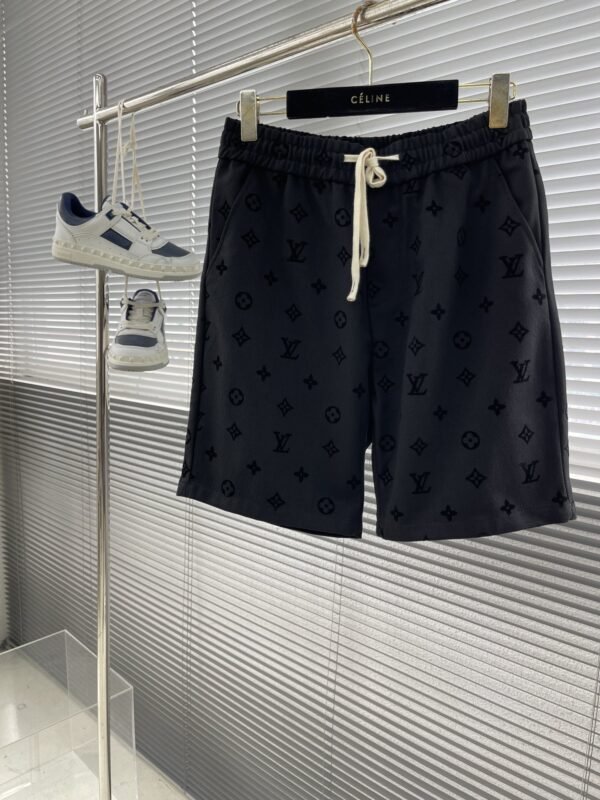 LV SHORTS