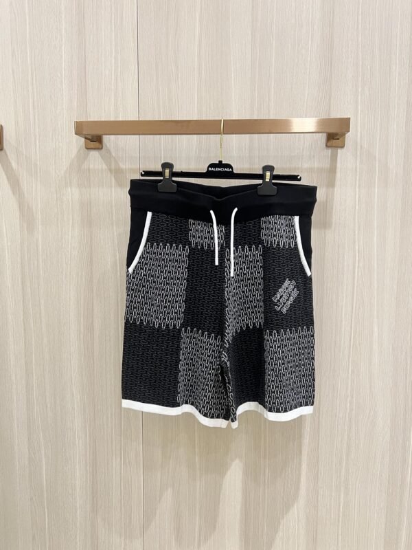 LV SHORTS