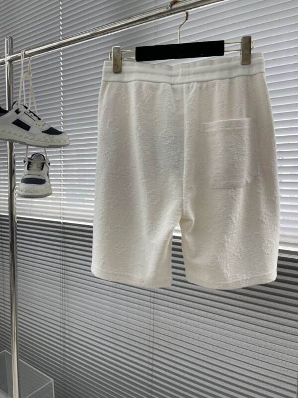 LV SHORTS - Image 6