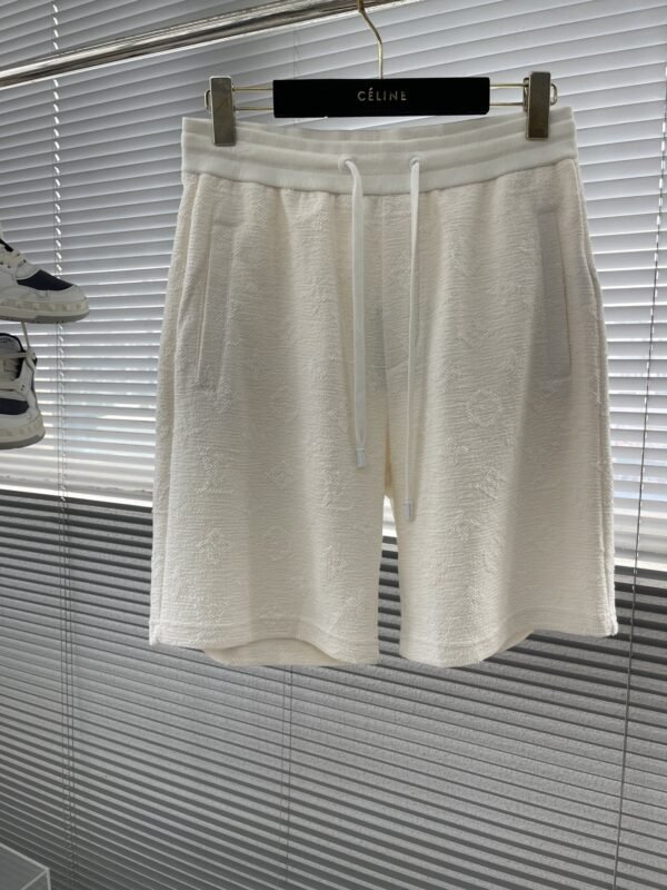 LV SHORTS - Image 8
