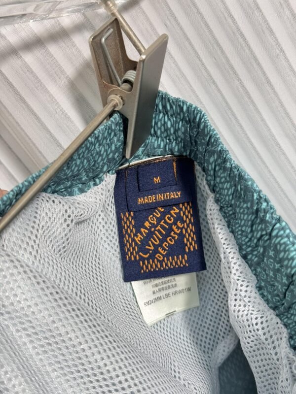 LV SHORTS - Image 8
