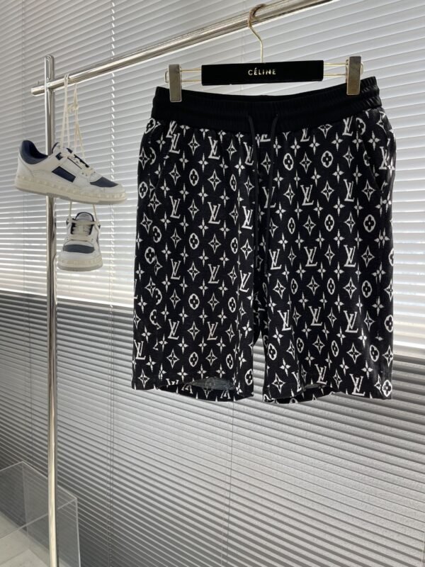 LV SHORTS
