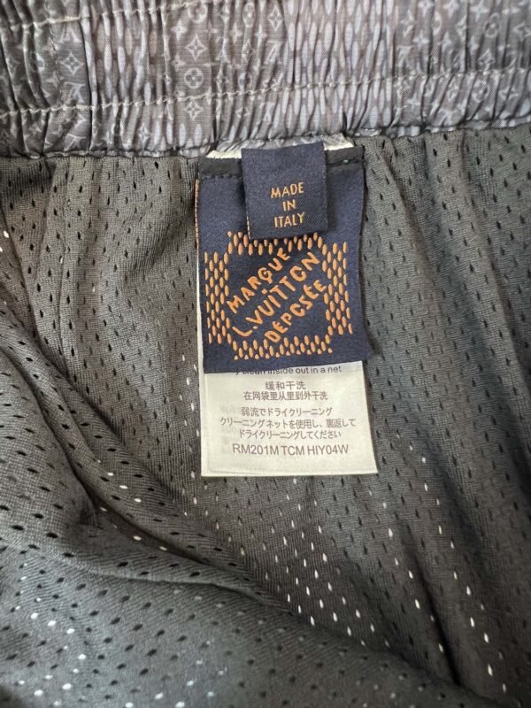 LV SHORTS - Image 6