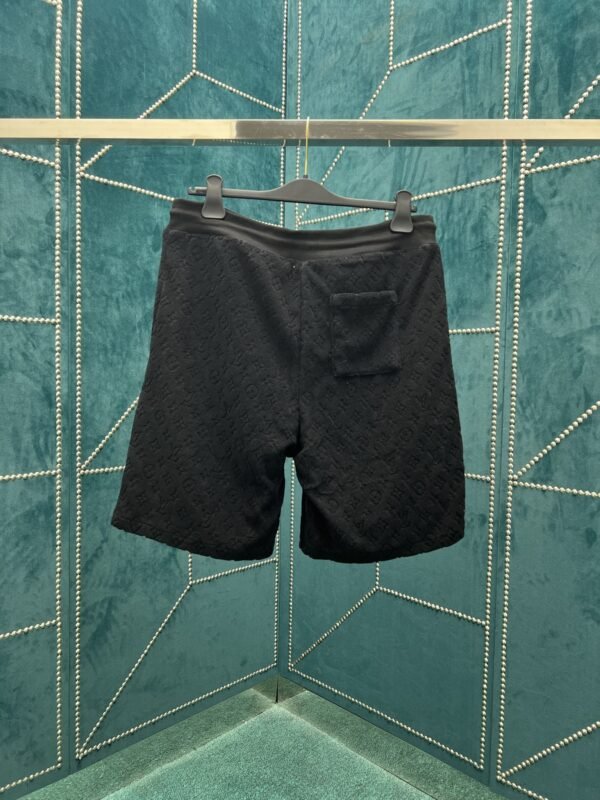LV SHORTS - Image 4