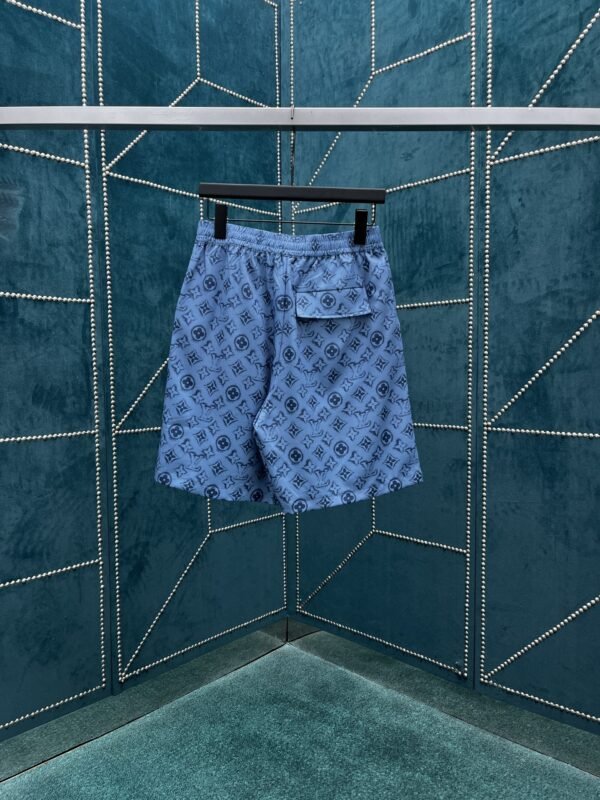 LV SHORTS - Image 4