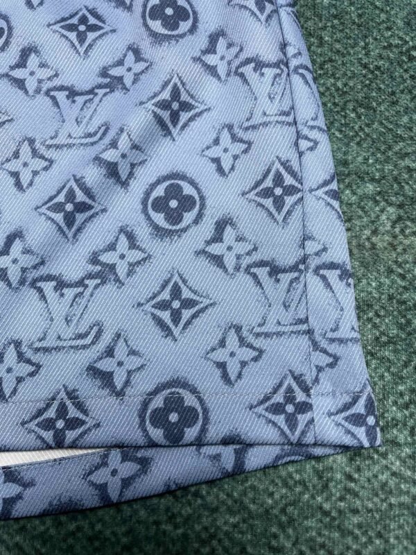 LV SHORTS - Image 8
