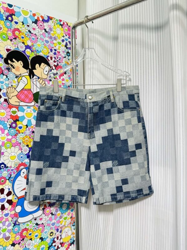 LV SHORTS
